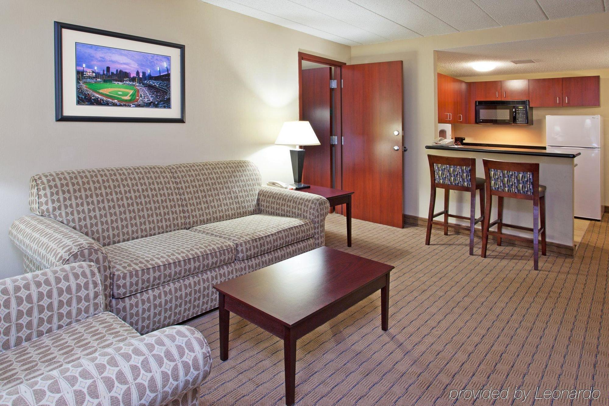 Crowne Plaza And Pittsburgh South By Ihg Hotel 4*